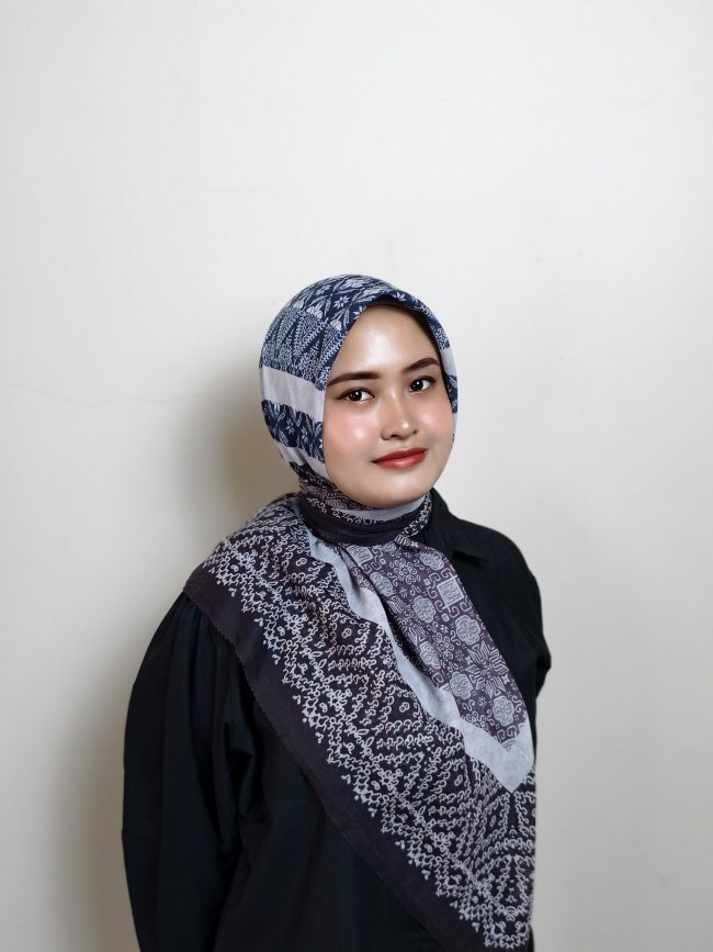 Square Scarf Pattern -  Midnight Songket - Image 2