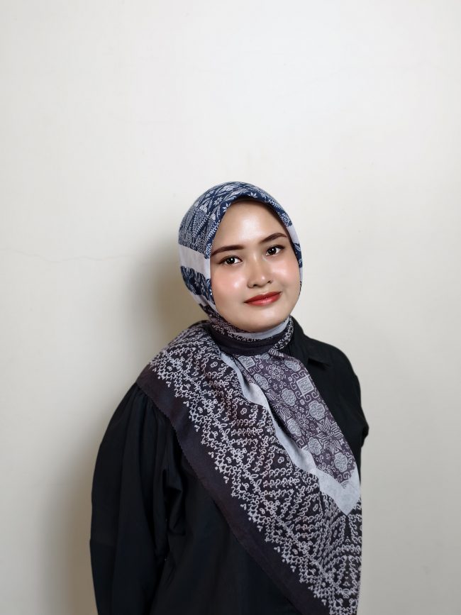 Square Scarf Pattern -  Midnight Songket - Image 3