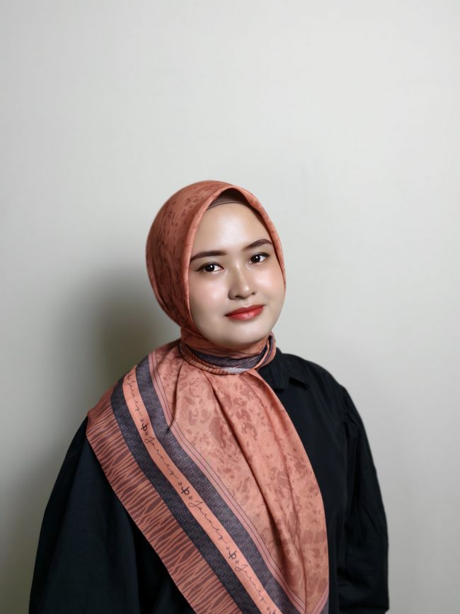 Square Scarf Pattern -  Terracotta Blaze - Image 3