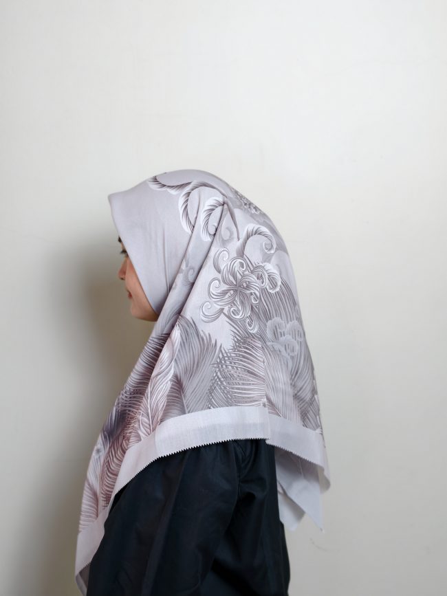 Square Scarf Pattern - Iris Whispers - Image 8
